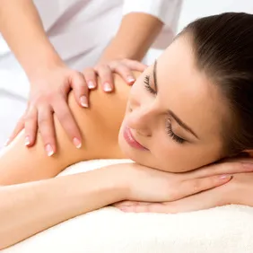 Massage - auch mit Fango, Infrarot, Heißluft oder Eis